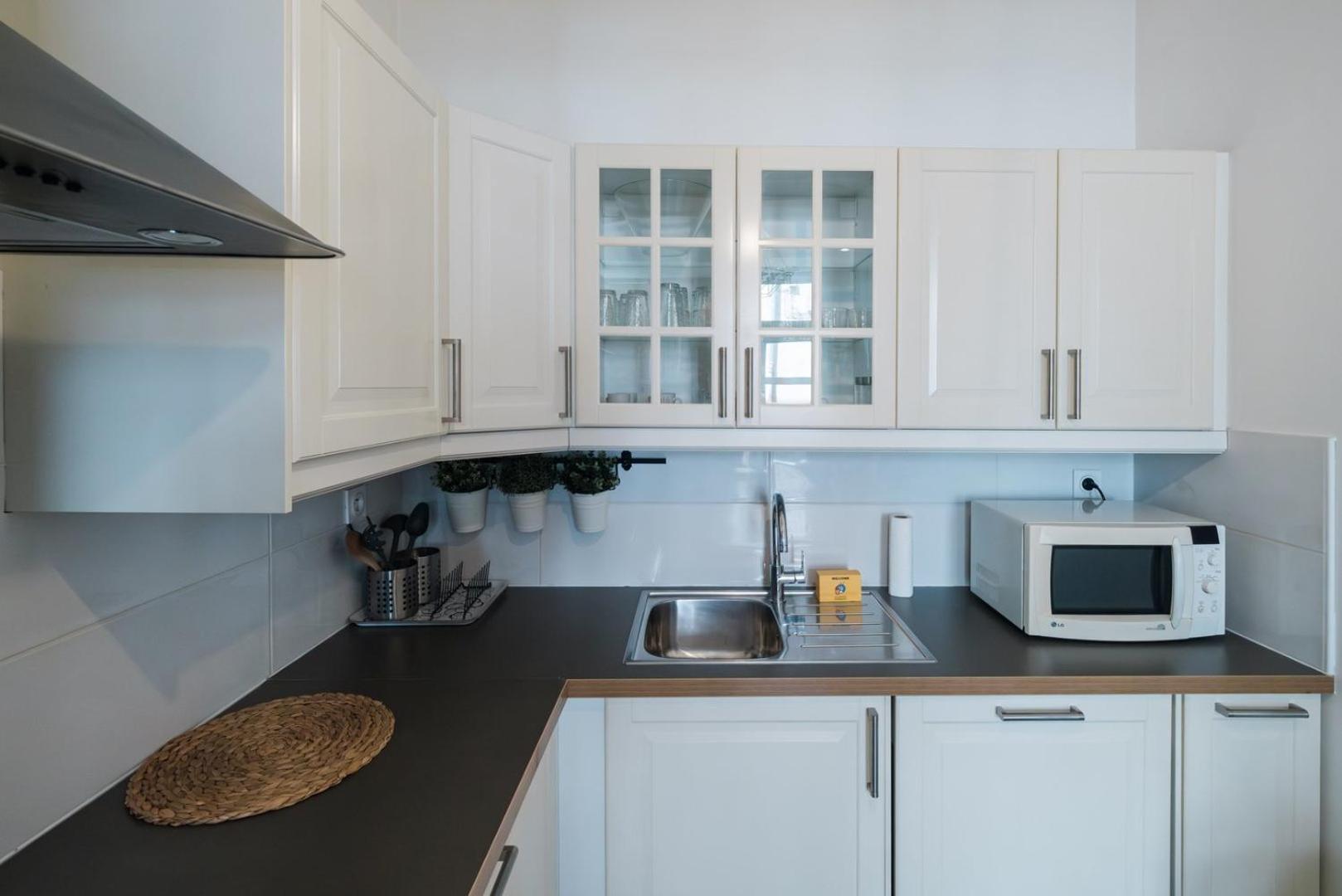 Quiet Ail Apartment *